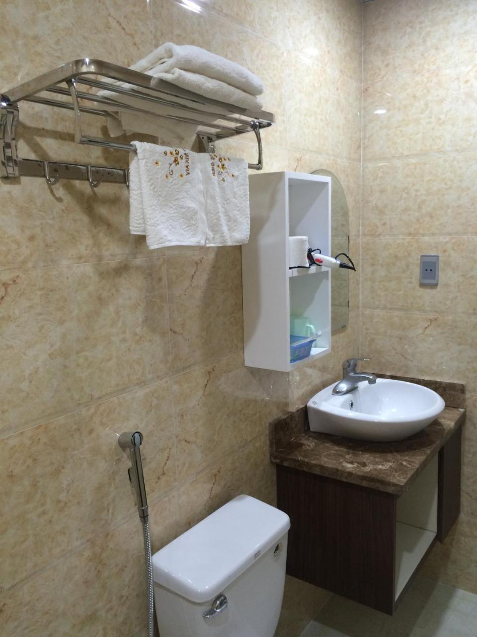 דונג ואן Khai Hoan Hotel מראה חיצוני תמונה